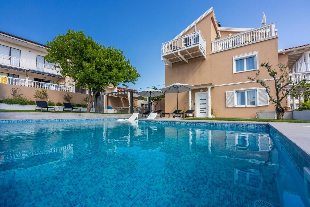 Apartments Panorama نوفي فينودولسكي المظهر الخارجي الصورة