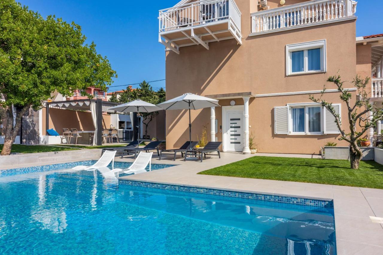 Apartments Panorama نوفي فينودولسكي المظهر الخارجي الصورة