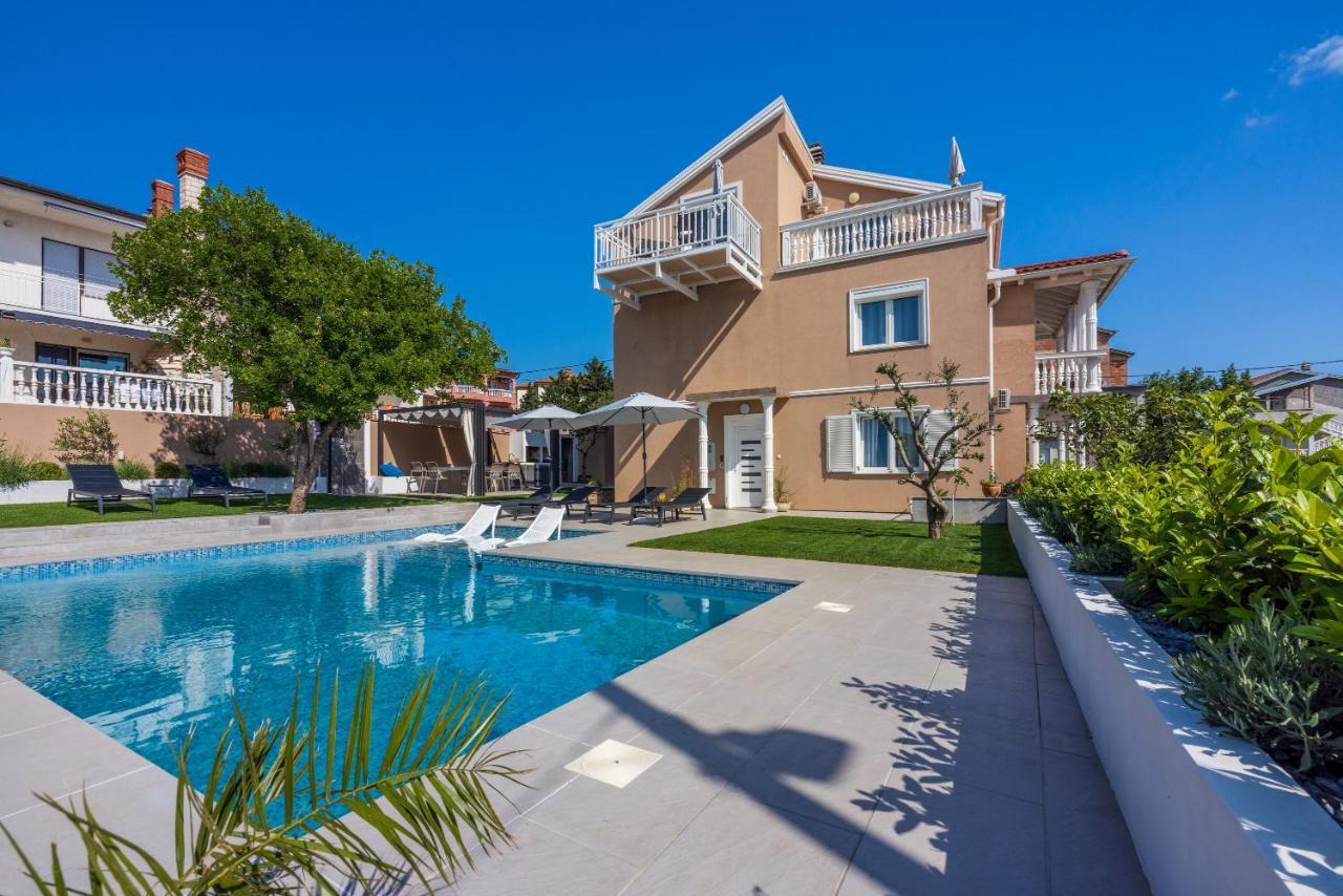 Apartments Panorama نوفي فينودولسكي المظهر الخارجي الصورة