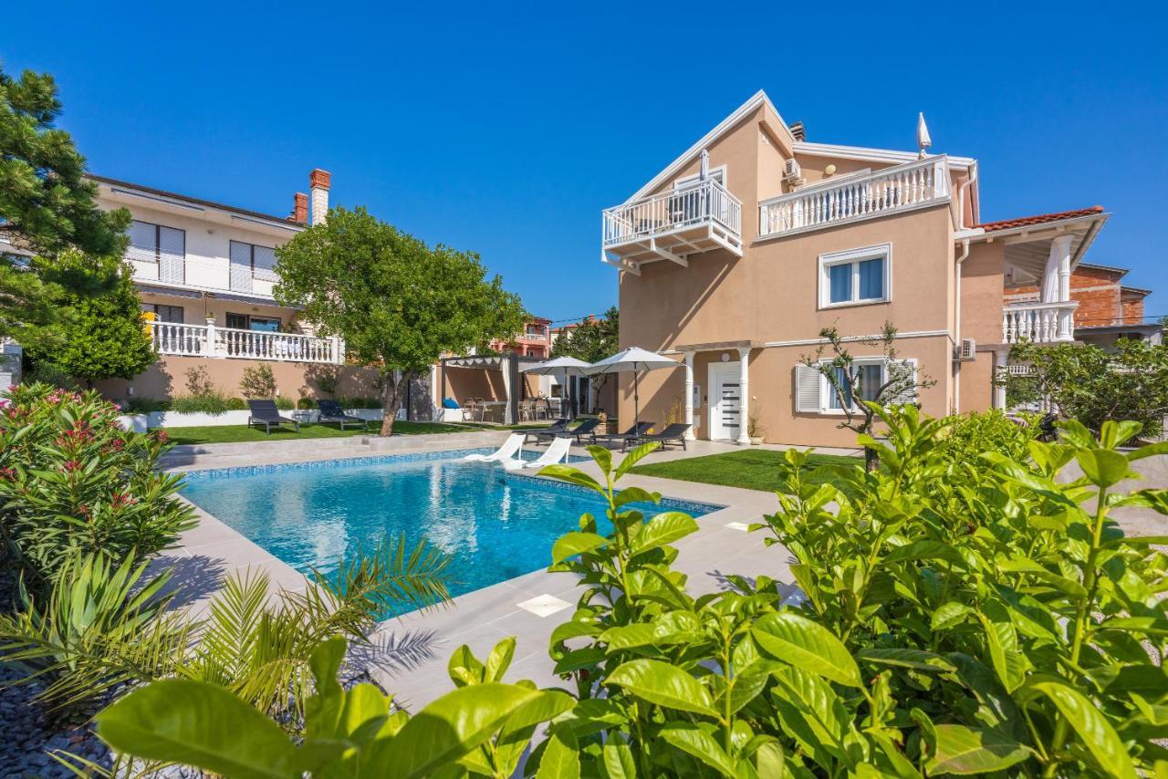Apartments Panorama نوفي فينودولسكي المظهر الخارجي الصورة